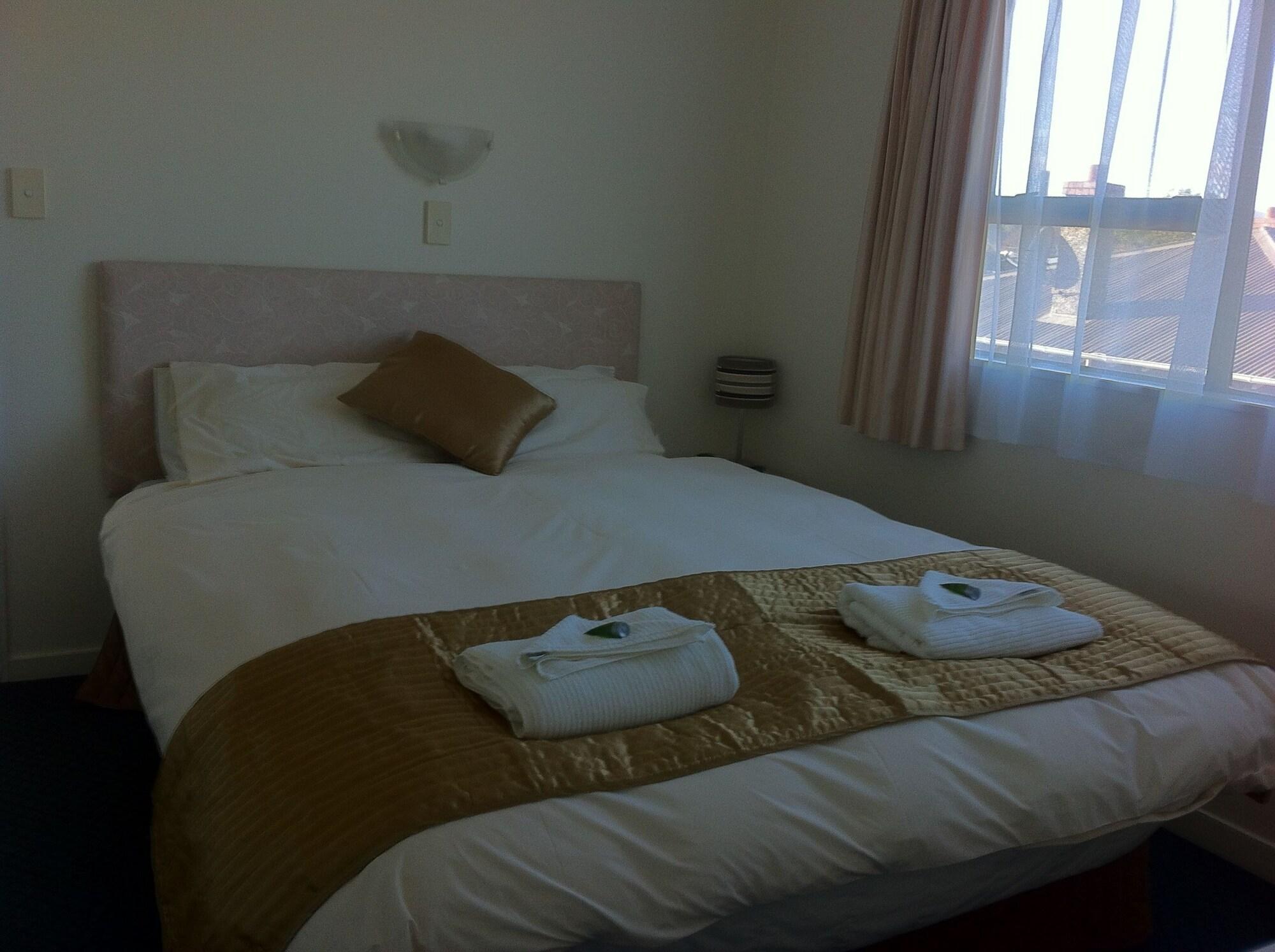 Hawks Inn Motel Upper Hutt Esterno foto