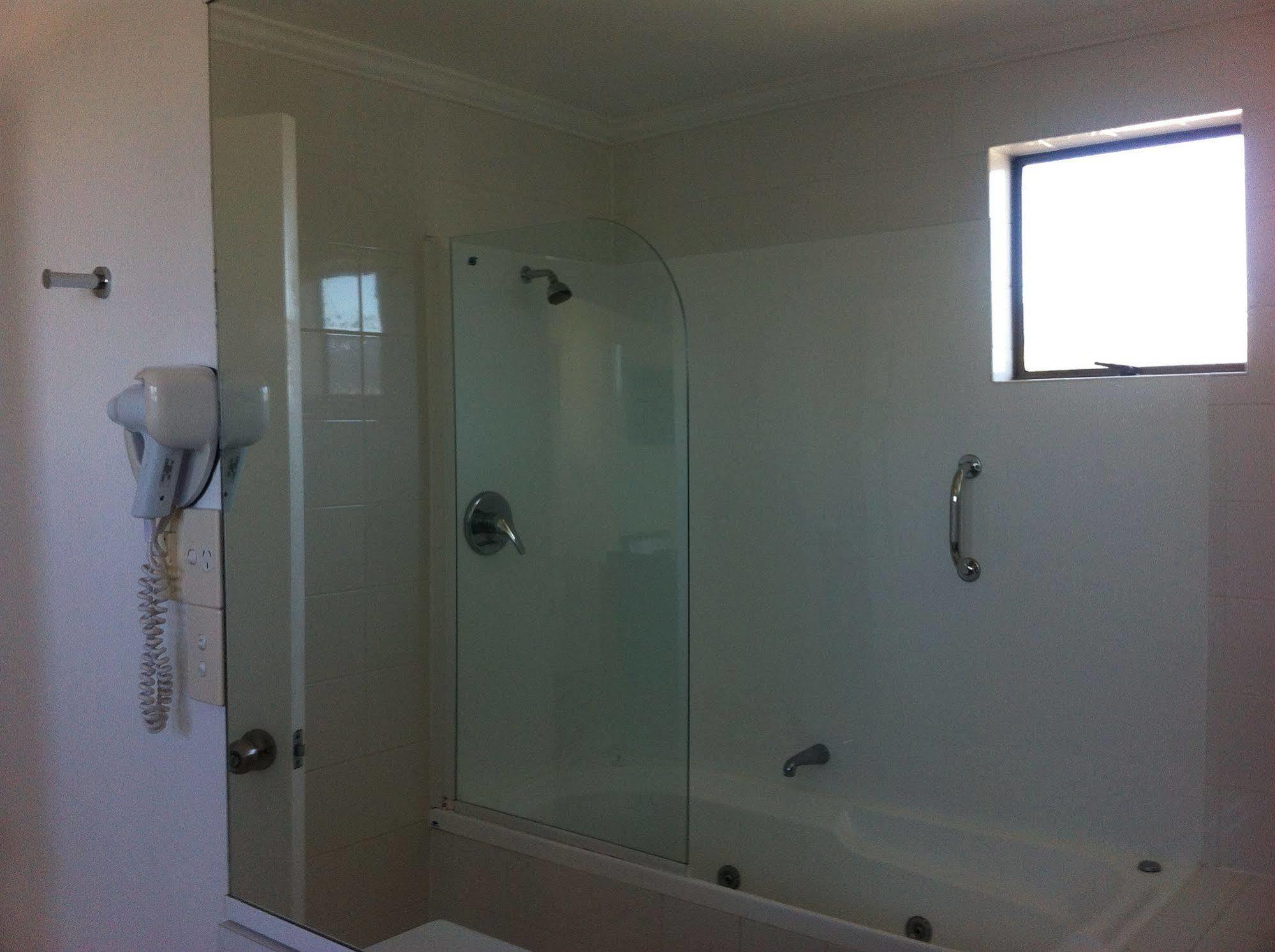 Hawks Inn Motel Upper Hutt Esterno foto